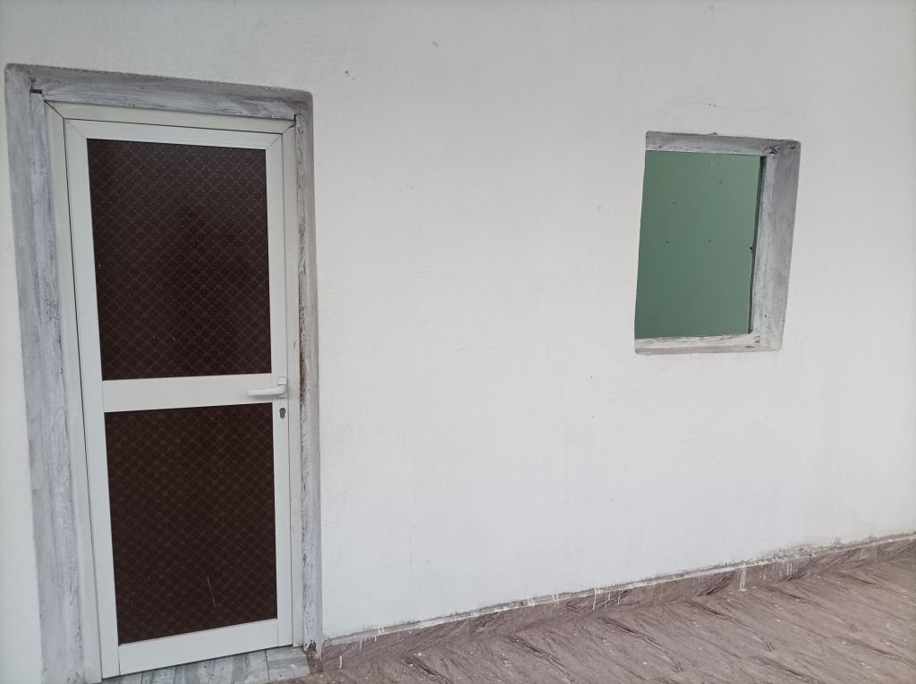 Chambre pour célibataire Wahlé Daba, à côté de la Place