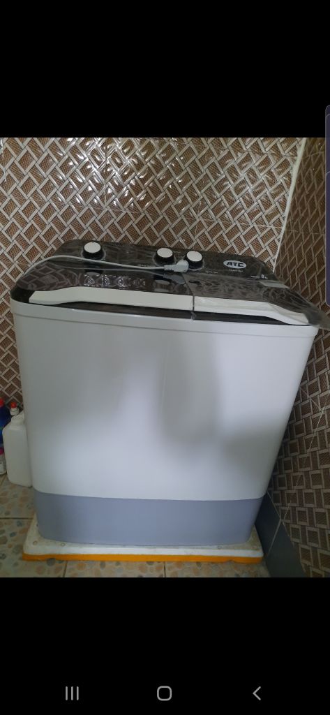 Machine à laver semi-automatique