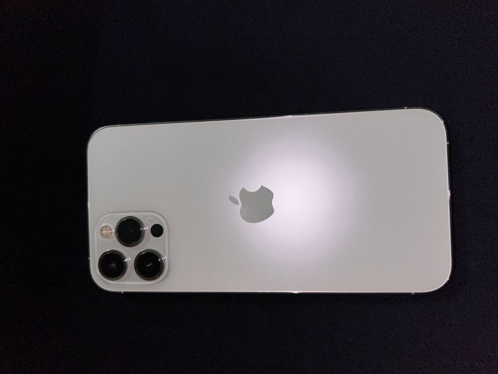 Téléphone IPhone 12 Pro Max