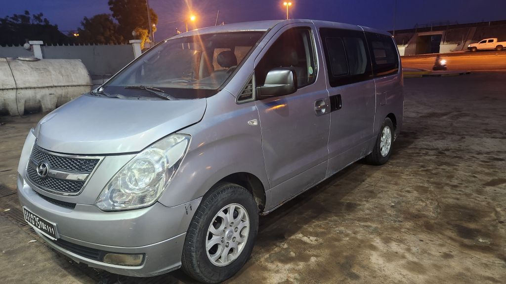 Van utilitaire Hyundai Starex