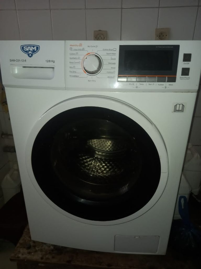Machine à laver automatique