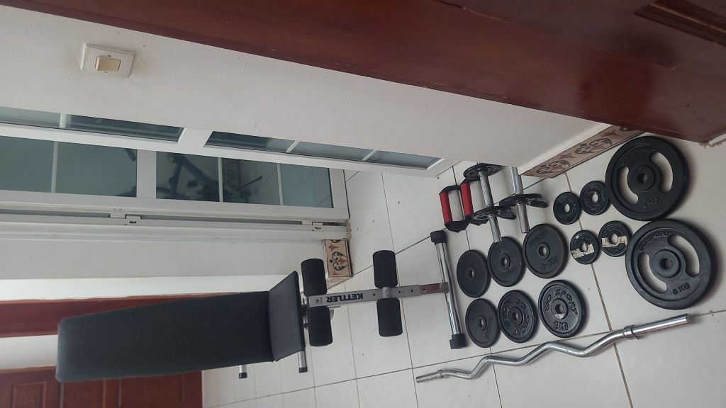 Vente de différents accessoires de musculation