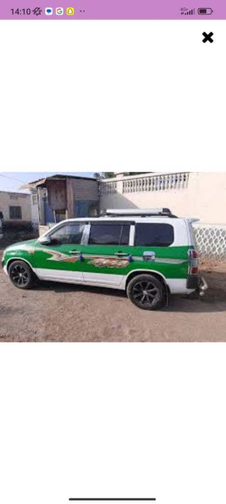 Taxi D87 propre, jamais accidenté