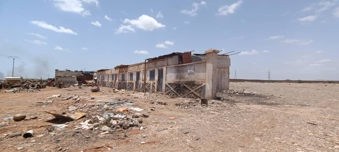 Locaux commerciaux PK19