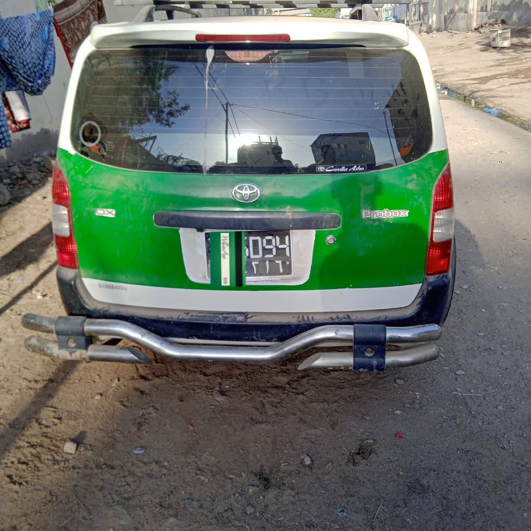 Toyota probox bon état à Djibouti