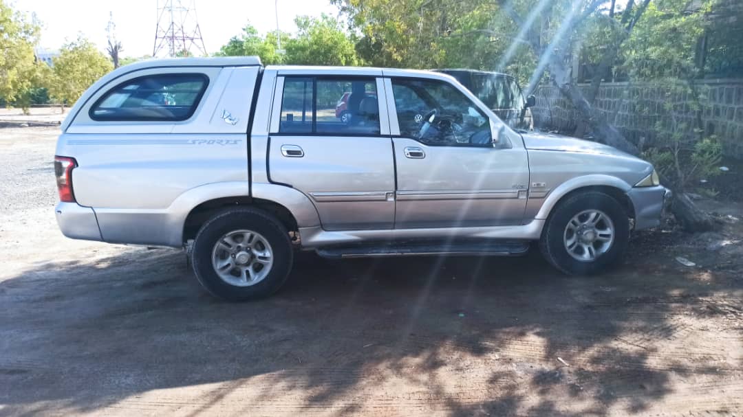 Voiture SSangyong Musso Sports