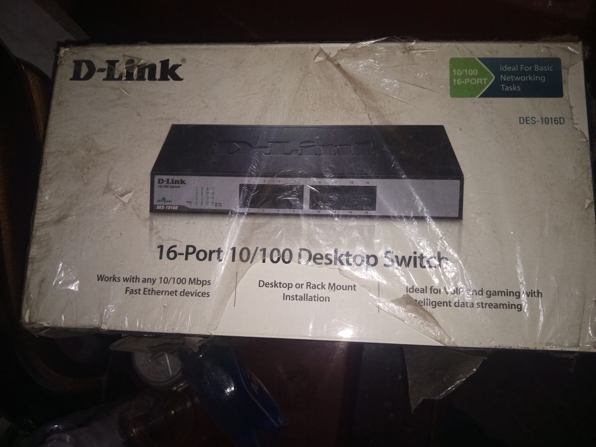 D-LINK SWITCH