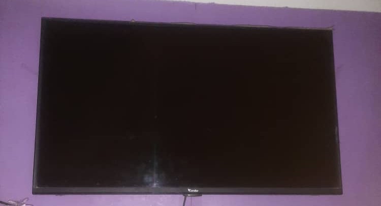 Ecran Condor 40 pouce