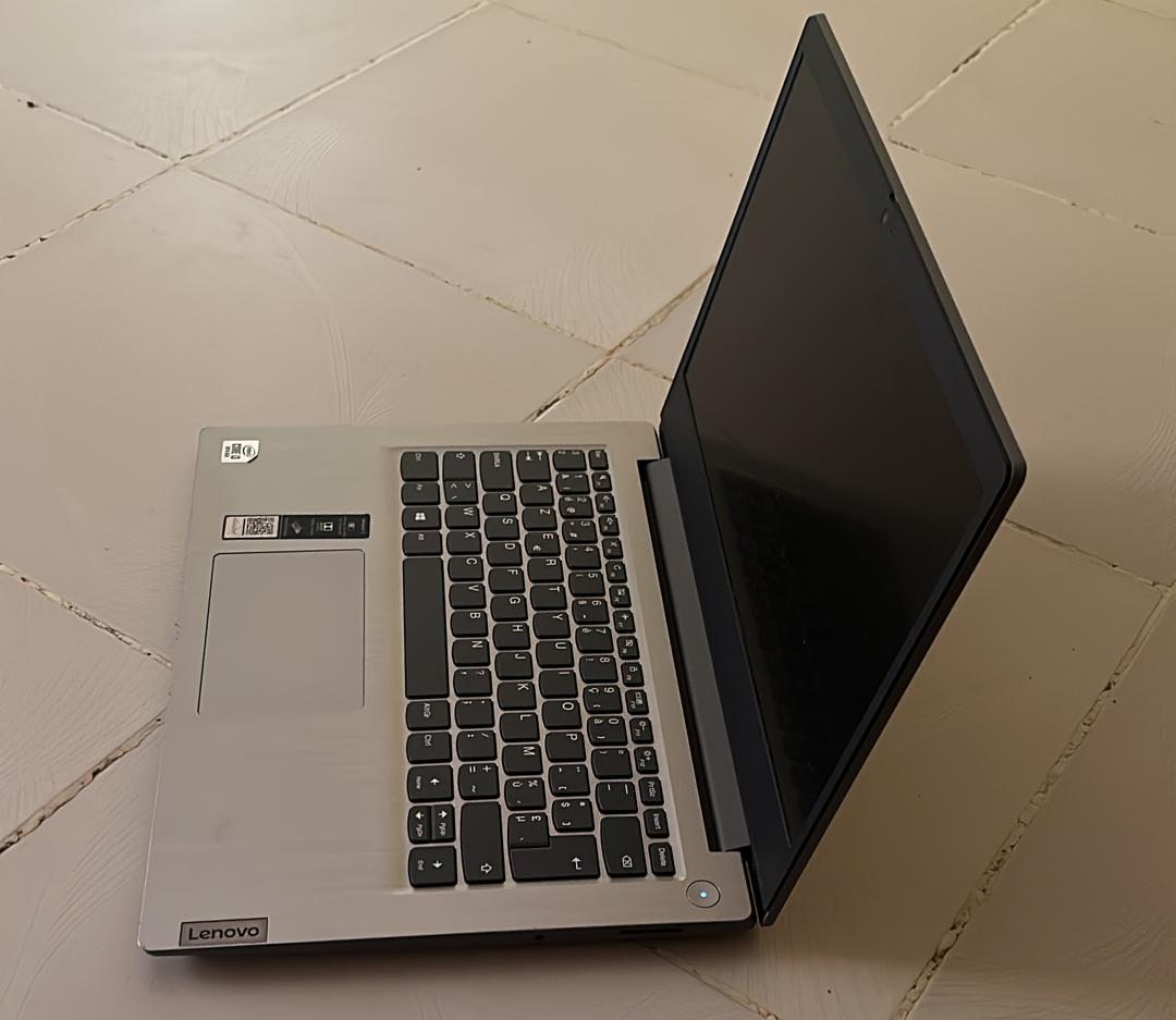 Vente en gros – PC portables & Chromebooks d’occasion (Grades A