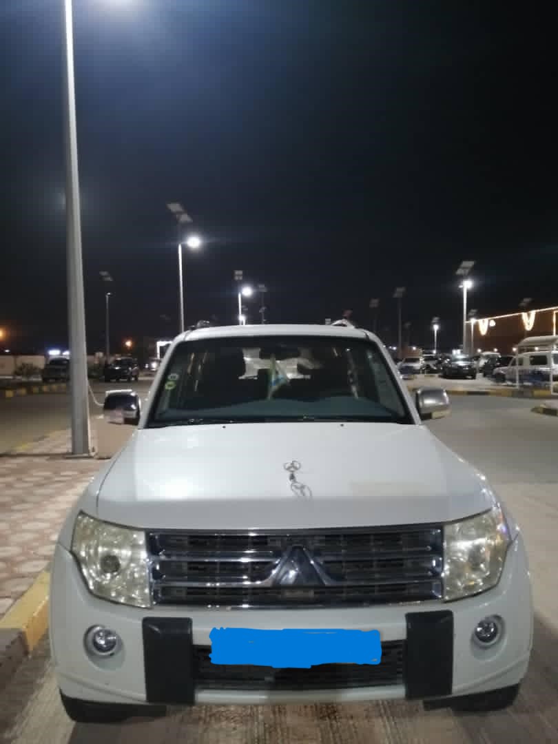 Mitsubishi PAJERO 4x4