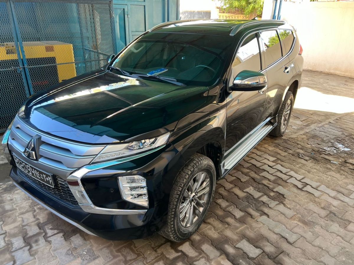 Mitsubishi Pajero sport 2022 tout option
