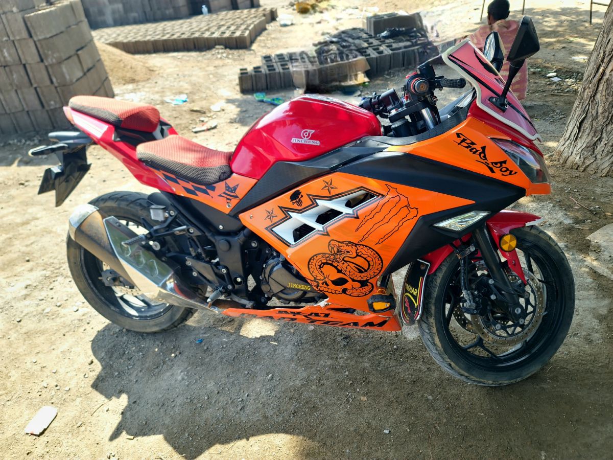 Moto CBR 180cc