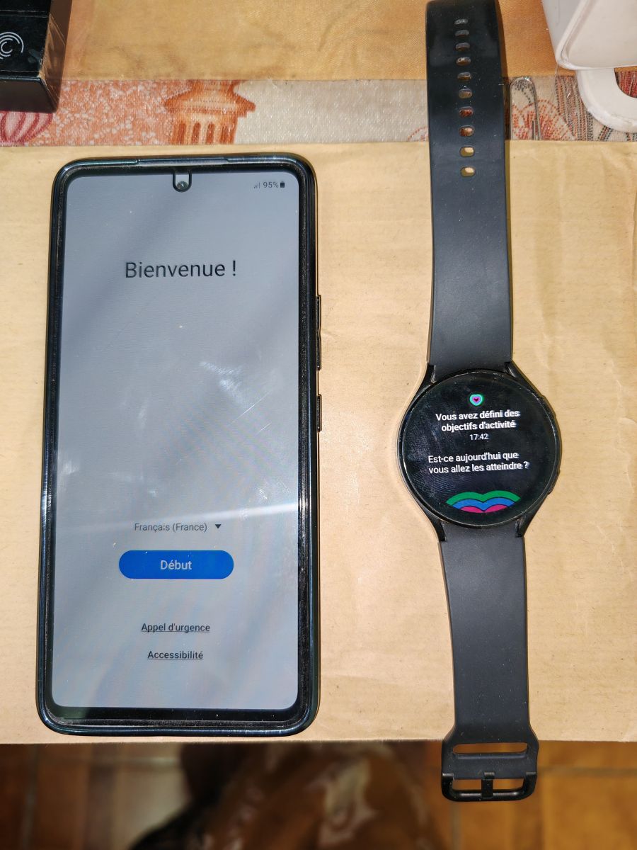 Samsung A53 et Watch 4 8Go RAM 256Go Bleu émeraude à Djibouti