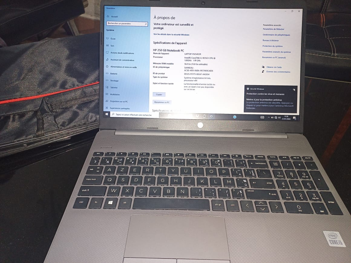 Ordinateur portable HP 250 G8, Core i5 10ème gen, 16 Go RAM, 1 To, neuf