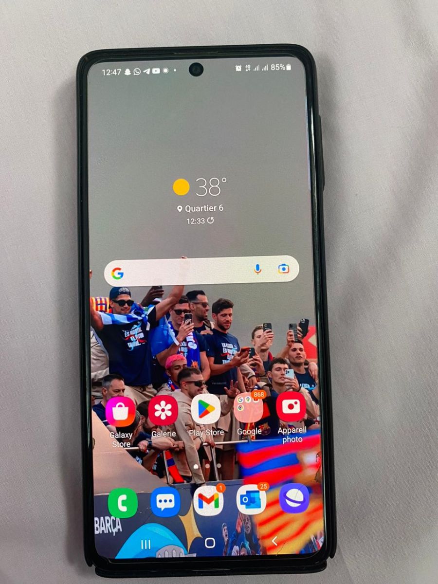 Samsung M51 128Go, 6Go RAM, 7000 mAh, excellent état