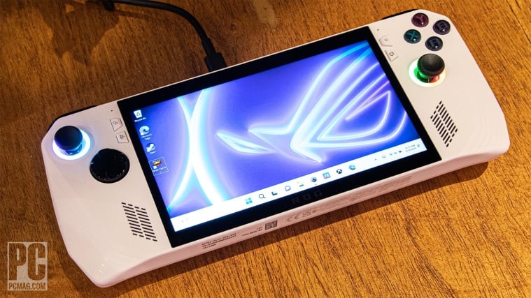 Console de jeux ASUS ROG Ally avec graphiques AMD Radeon et stockage 512Go SSD