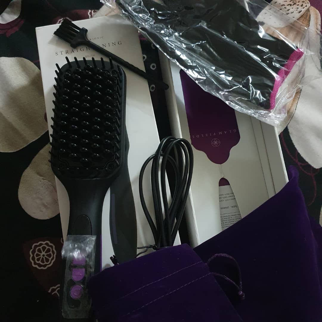 Fer à lisser américain neuf avec brosses