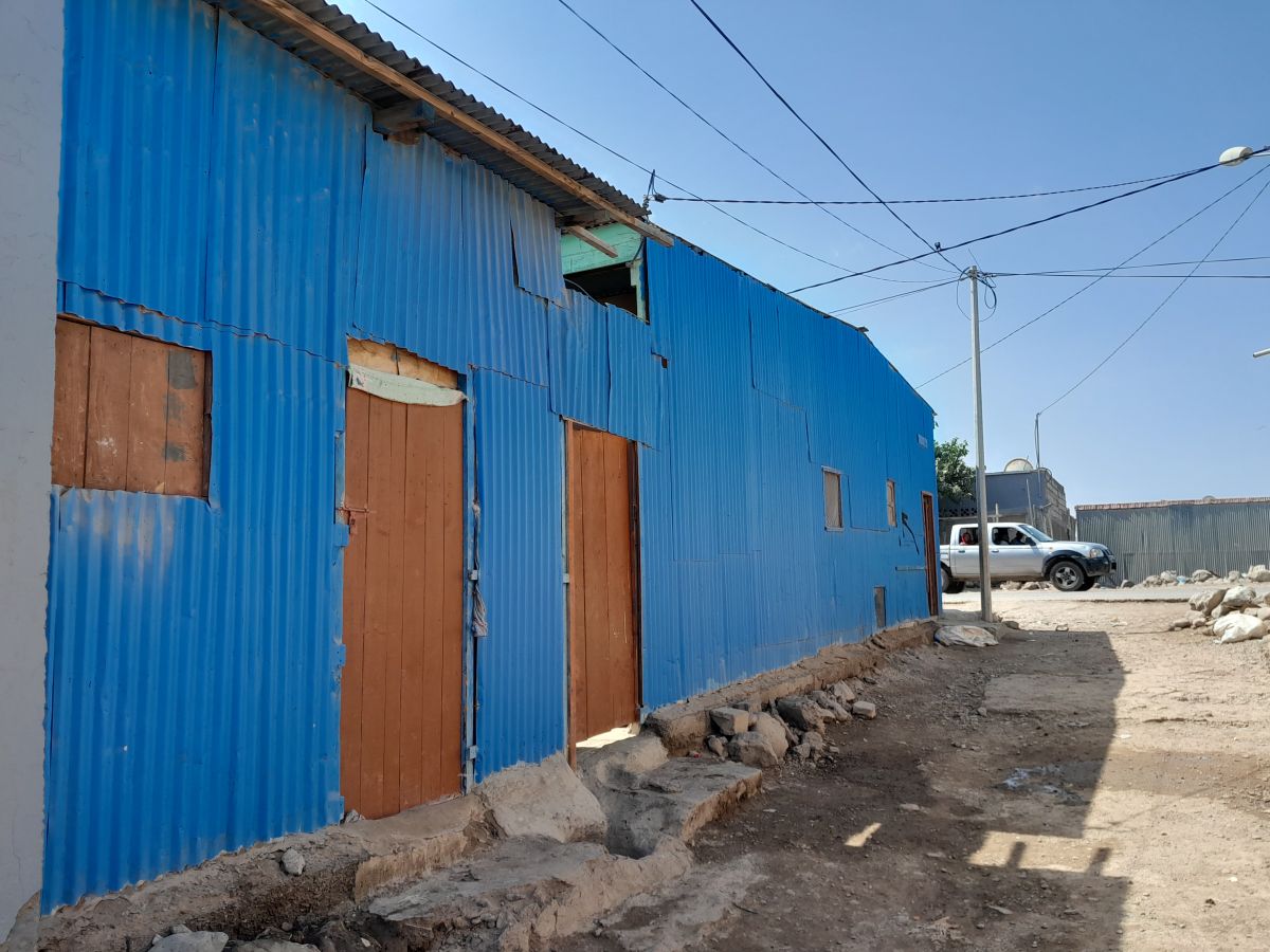 Maison 5 chambres en bois et tôle, 150m2, titre foncier en cours, Hayableh