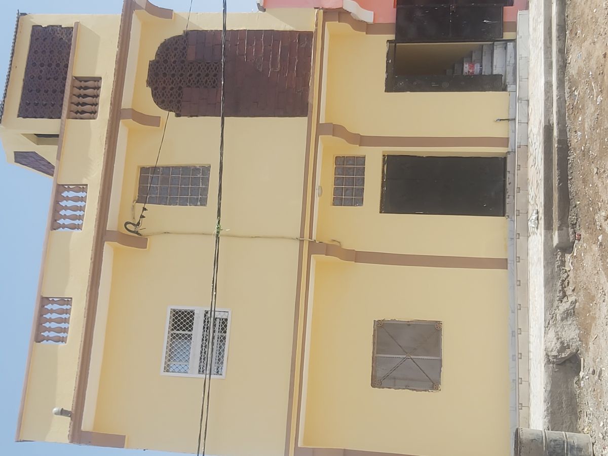 Maison 4 pièces à Barwaqo 2, proche des transports, disponible à partir du 1er mars