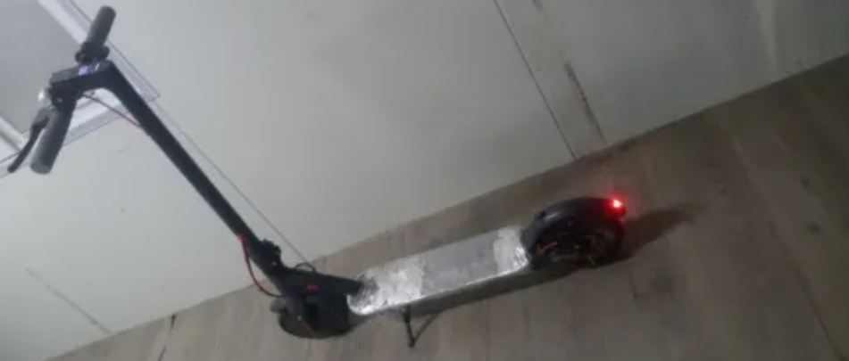 Scooter électrique S07/S08 PRO en bon état avec chargeur