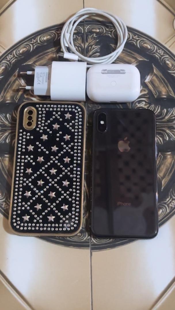 iPhone XR 90% Batterie, Touch ID, Reconnaissance faciale