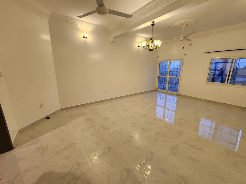 Appartement F4 neuf avec équipements aux Salines Ouest