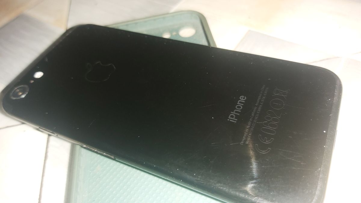 iPhone 7 Noir 32Go Batterie 100%