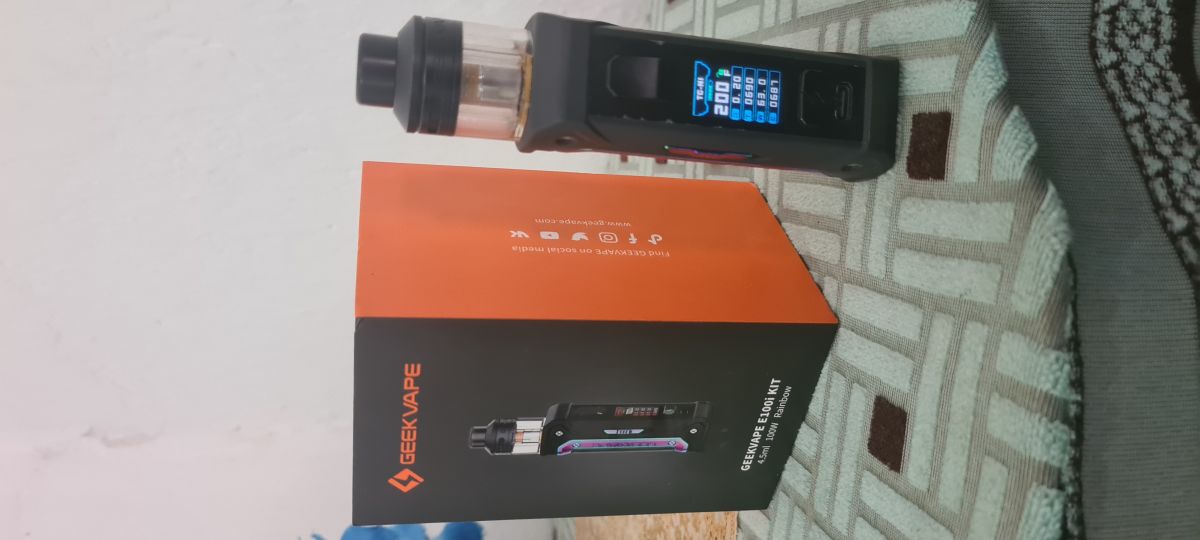 Cigarette électronique Geekvape avec modes VW, TC et bypass à Djibouti