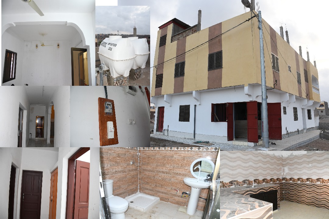 Maison F4 à louer à Barwaqo 2, rez-de-chaussée et 1er étage, bien construite