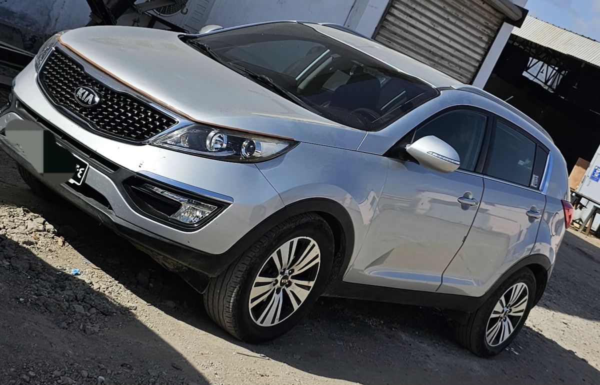 Location Kia Sportage Automatique Diesel avec Climatisation