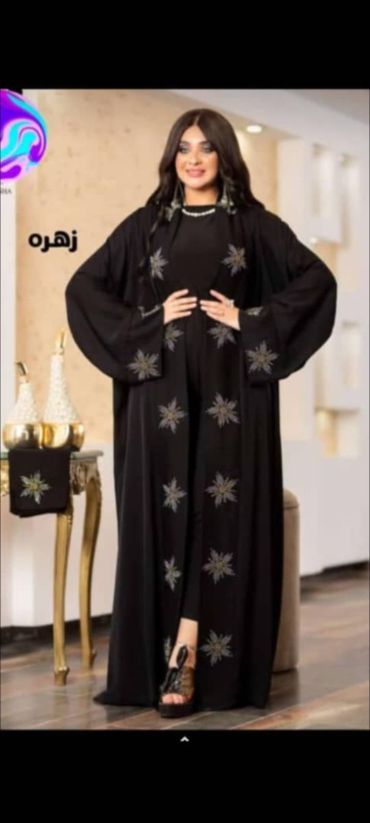 Abayas et accessoires à vendre à Djibouti