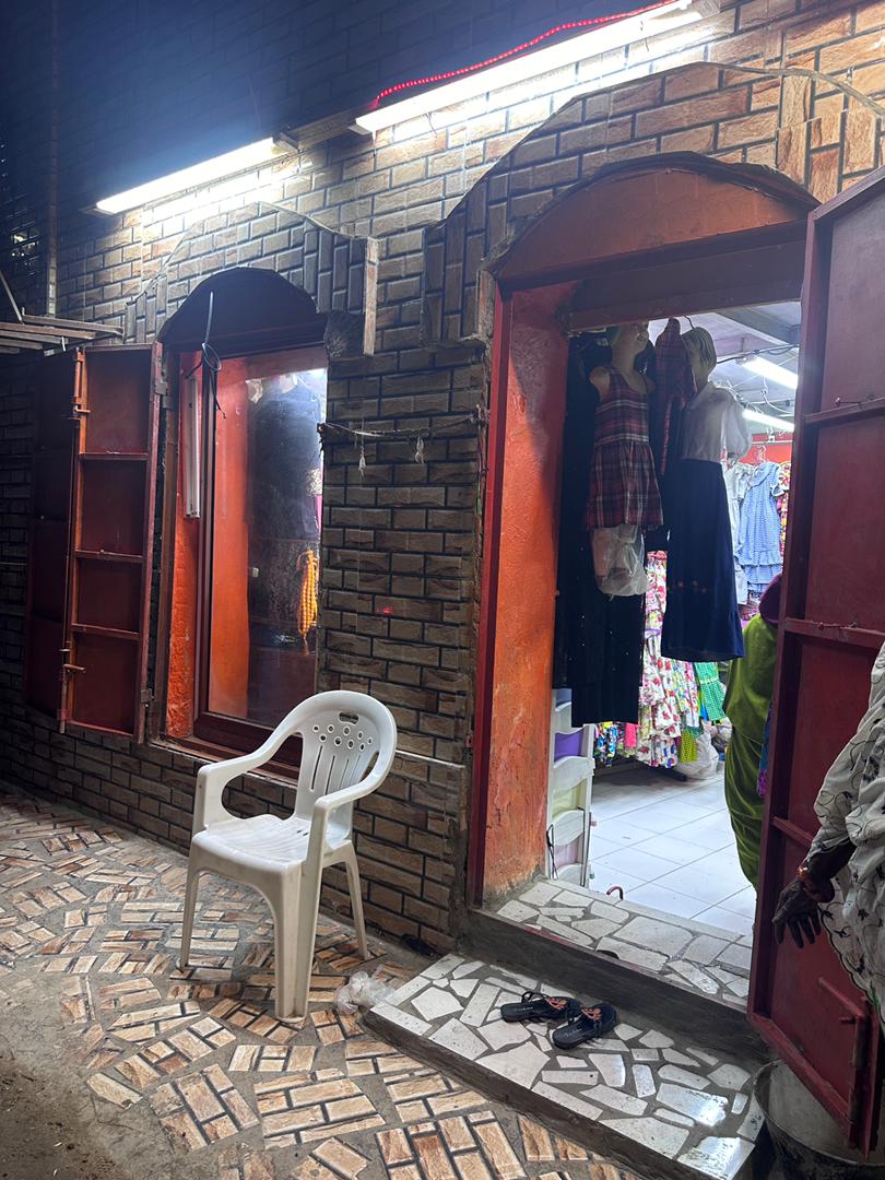 Boutique de vêtements uniques Made in Djibouti pour hommes, femmes et enfants