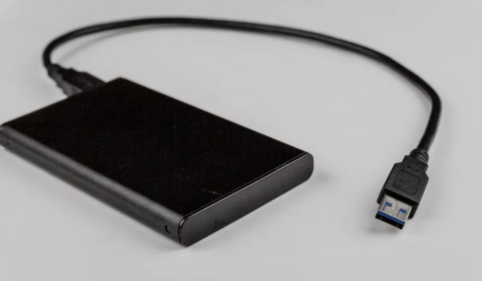 Disque dur 1 To en excellent état - Bon rapport qualité-prix