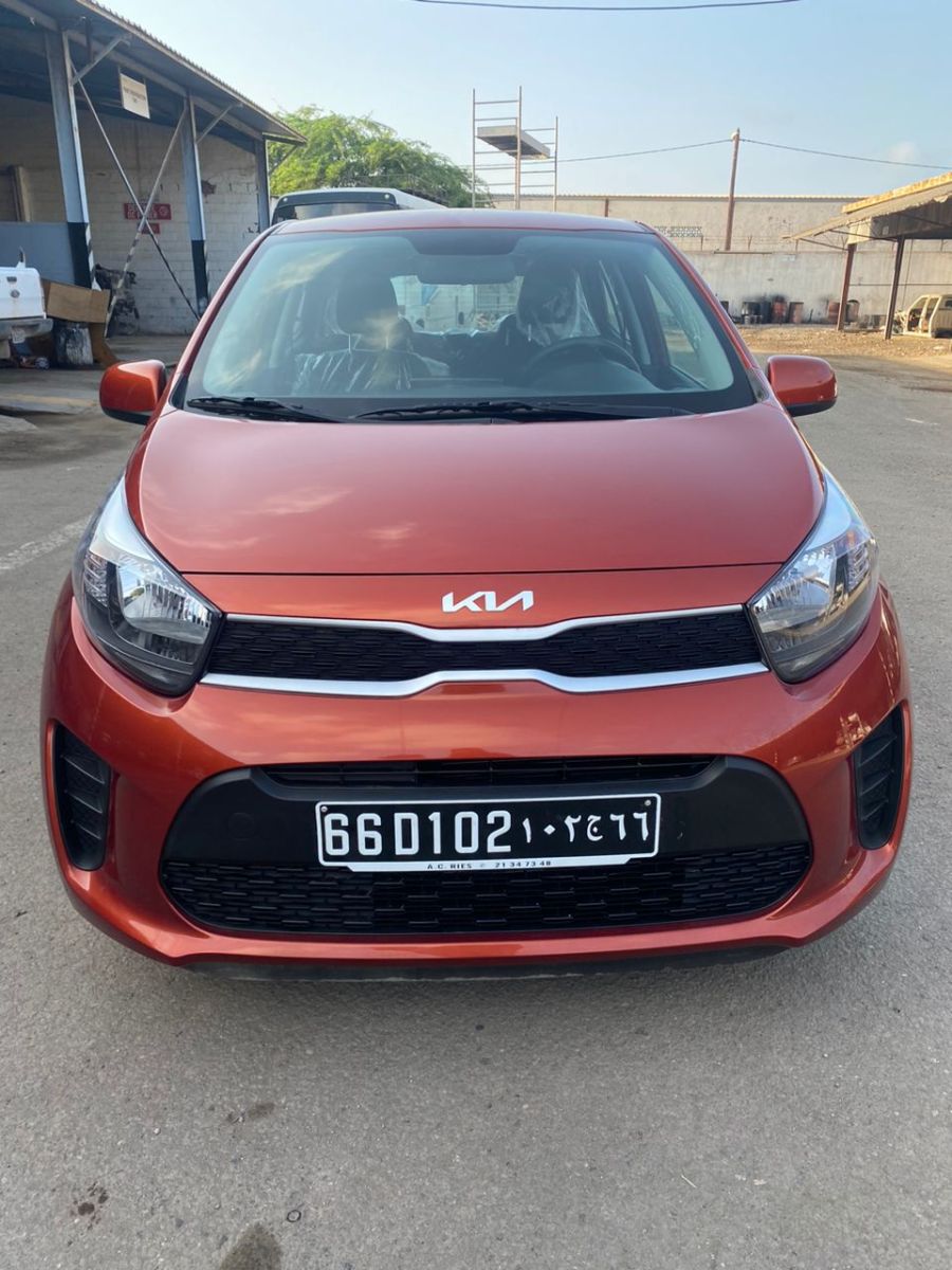 Voiture Rio Voiture KIA RIO 2023 automatique, climatisation parfaite à Djibouti