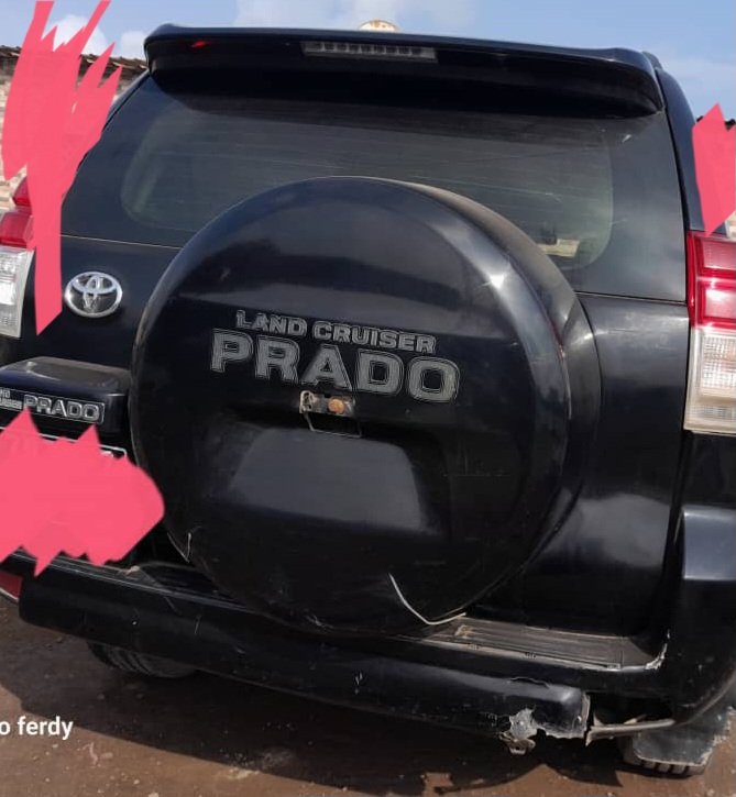 Toyota Prado 2011, diesel, boîte manuelle, climatisation en bon état