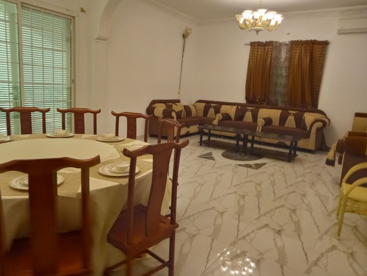 4 Appartements F4 meublés à Gabode 4, idéal pour hôtels