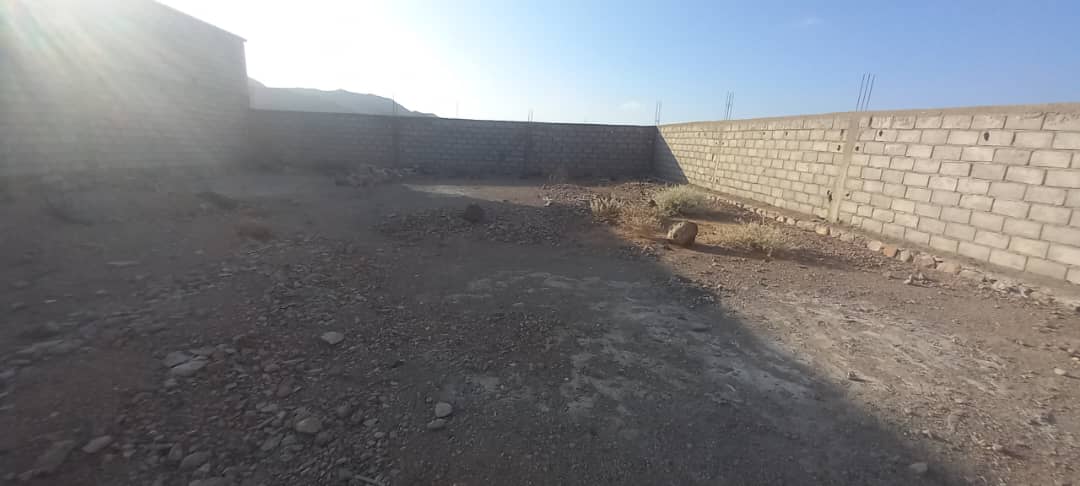 Terrain avec titre provisoire à Ali-Sabieh - 345m² avec façade et route goudronnée