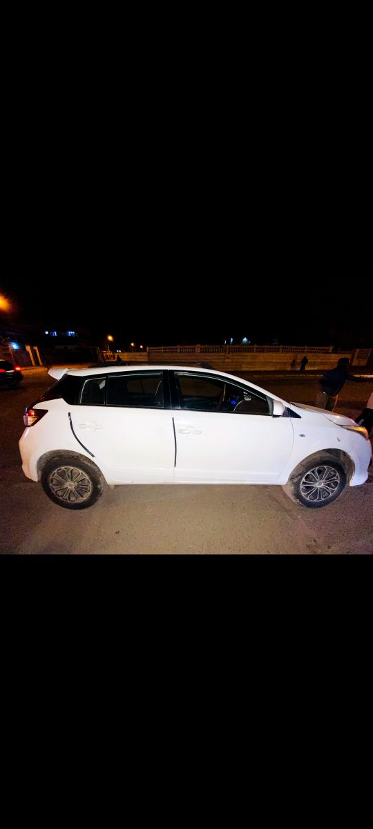 Toyota Yaris 2016, essence, bon état, négociable