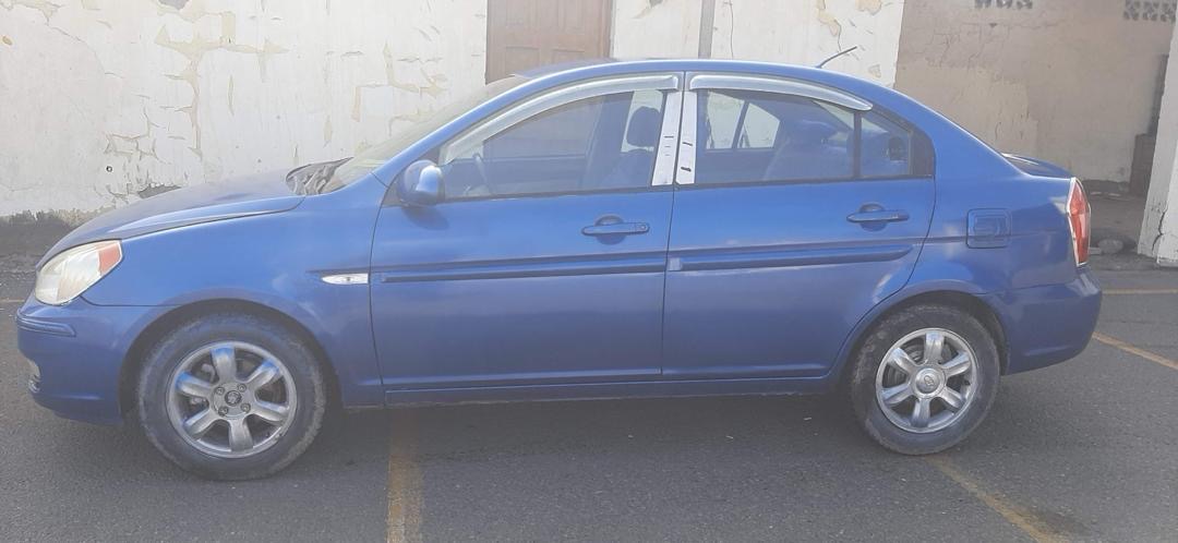 Hyundai Verna Diesel, climatiseur en parfait état - Economique et bien entretenue