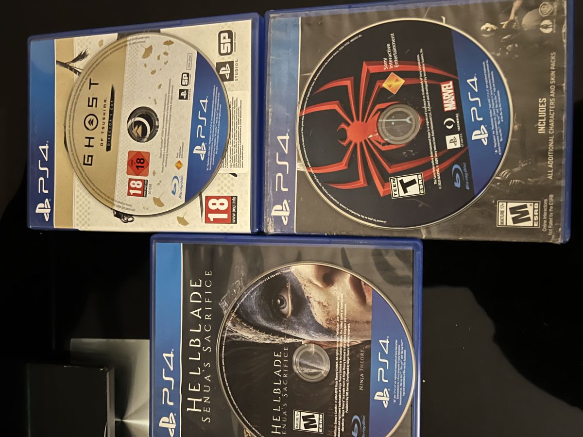 Lot De 4 Jeux PS4 En Très Bon état - Rainbow Six Siege + Autres - PEGI 18 - Multijoueur