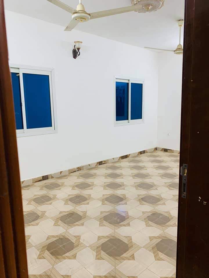 Appartement à louer au Q3, route principale