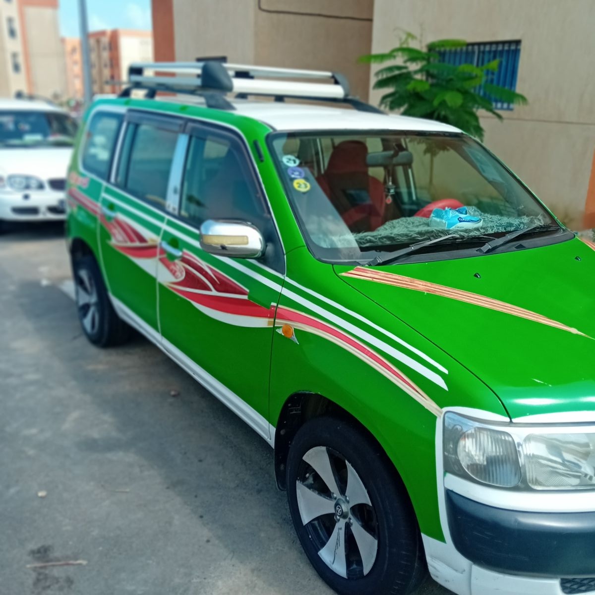 Taxi Probox Essence Automatique, Très Bon État, Patente et Vignette 2024 Incluses