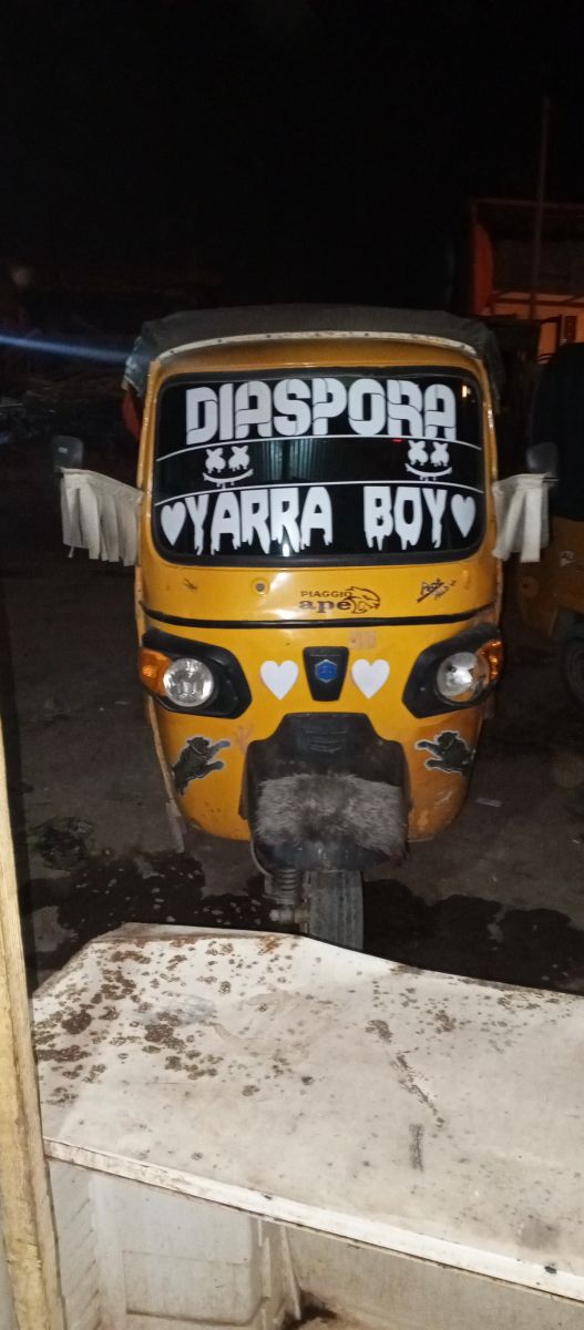 Bajaj Tricycle bien entretenu - Prix négociable