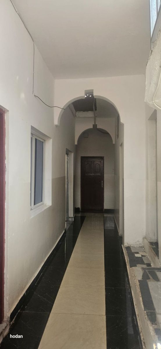 Une très bonne nouvelle des meubles complets avec une maison f4 à mettre en location idéal pour les jeunes mariés