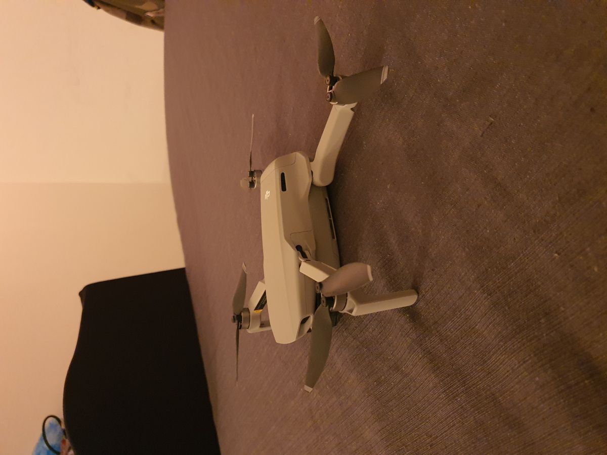 Drone DJI Mavic Mini avec 4 batteries et accessoires