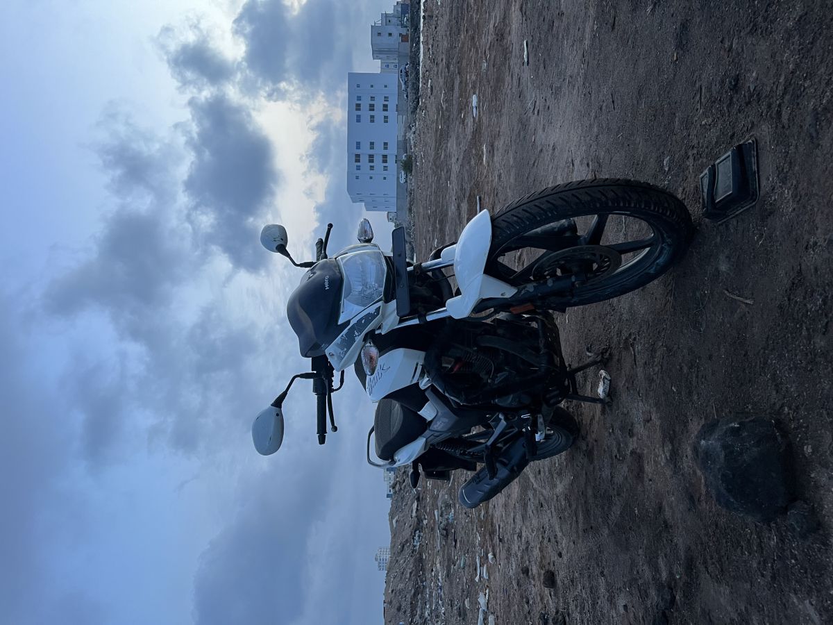 Moto Hunk 150cc en bon état, prix négociable