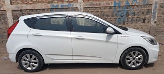 Hyundai Accent 2015, diesel, boîte Automatique, Djibouti, excellent état