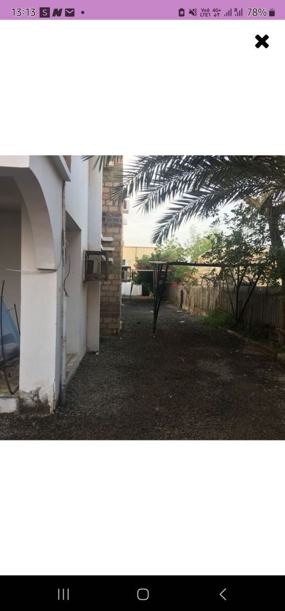 Appartement F4 avec balcon, groupe électrogène et parking à Gabode 5