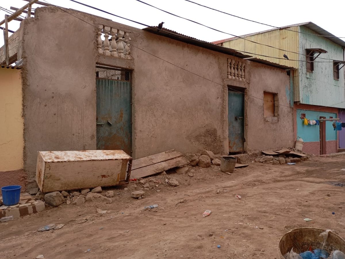 Maison 2 chambres avec titre provisoire à Qartileh