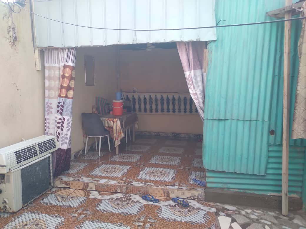 Maison F3 avec eau à proximité, titre provisoire inclus